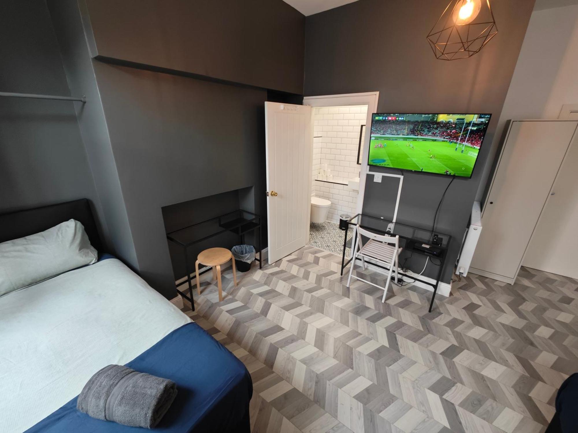 2 Bedroom 2 Bathroom Apartment In Old St - Shoreditch - Zone 1 London Exterior photo